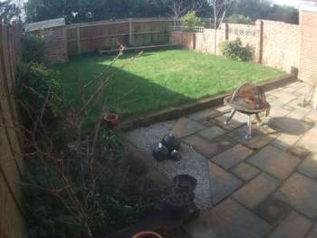  Image of 3 bedroom Terraced house to rent in Bowcombe Netley Abbey Southampton SO31 at Netley Abbey  SOUTHAMPTON, SO31 5GP