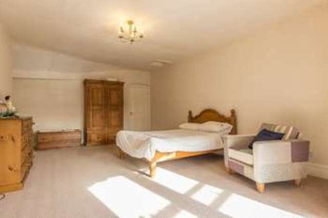  Image of 2 bedroom Flat for sale in Stramongate Kendal LA9 at Kendal Cumbria, LA9 4BD