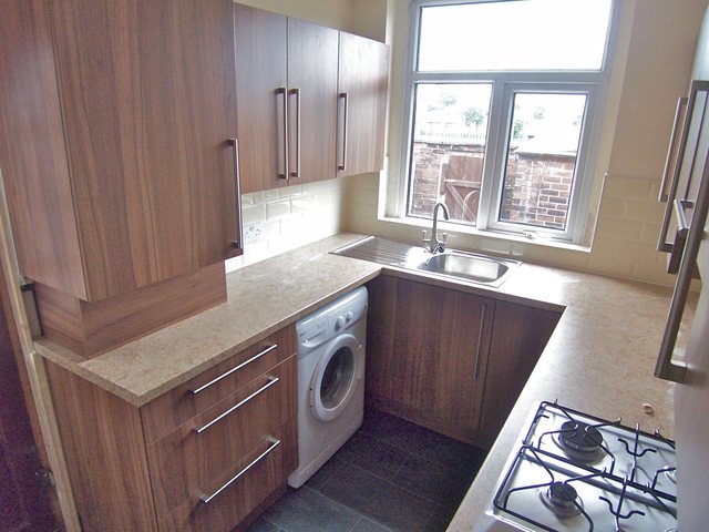  Image of 2 bedroom Detached house to rent in Tonge Moor Road Bolton BL2 at Tonge Moor Bolton Bradshaw, BL2 2JU