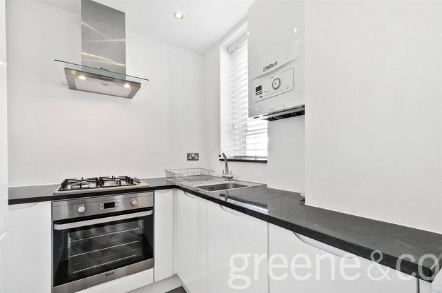  Image of 2 bedroom Flat to rent in Abbey Road London NW6 at London  Kilburn, NW6 4SP