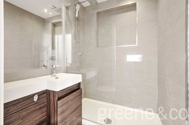  Image of 2 bedroom Flat to rent in Abbey Road London NW6 at London  Kilburn, NW6 4SP