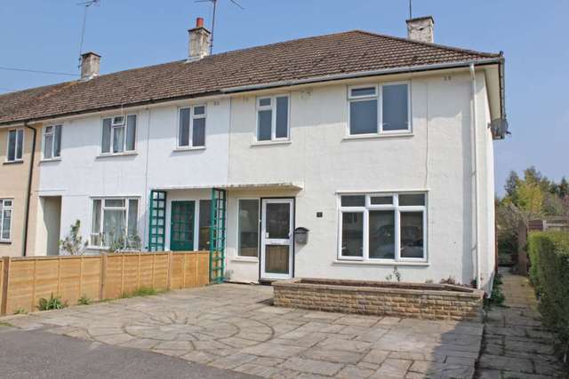  Image of 3 bedroom Semi-Detached house for sale in Abbott Close Didcot OX11 at Abbott Close  Didcot, OX11 8HX