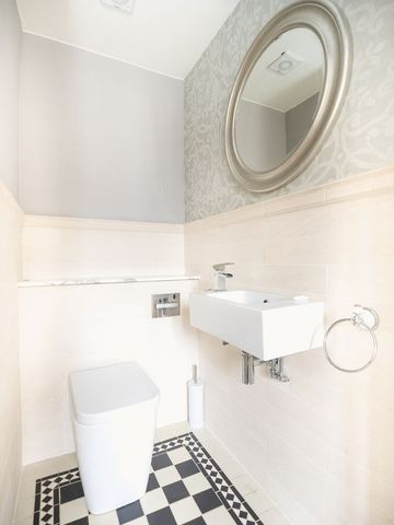  Image of 3 bedroom Detached house for sale in Willow Tree Close Abridge Romford RM4 at Willow Tree Close Abridge Romford, RM4 1BL