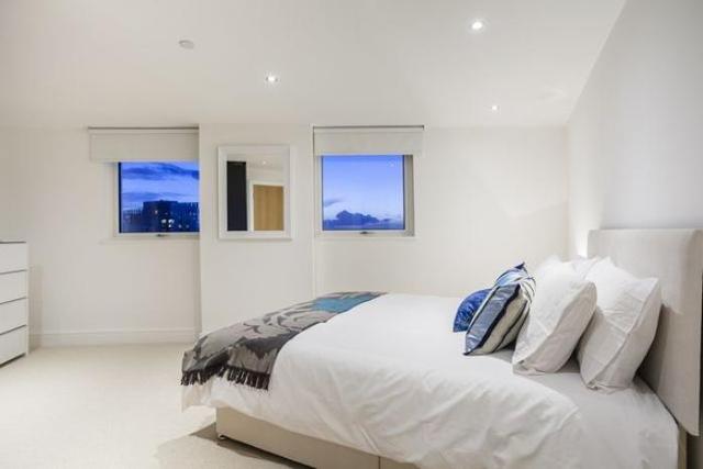  Image of 2 bedroom Flat to rent in Dowells Street London SE10 at New Capital Quay Riverside  Greenwich, SE10 9FQ