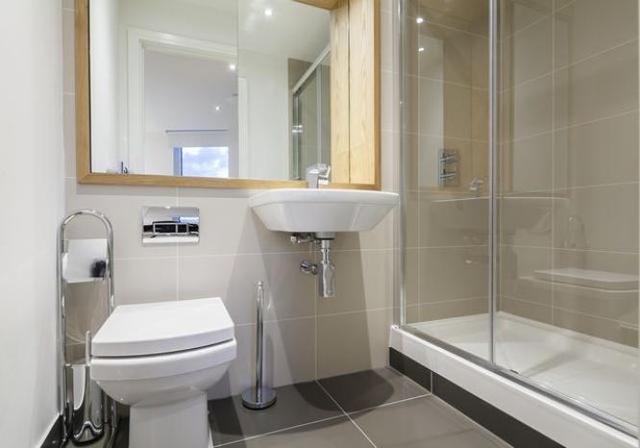  Image of 2 bedroom Flat to rent in Dowells Street London SE10 at New Capital Quay Riverside  Greenwich, SE10 9FQ