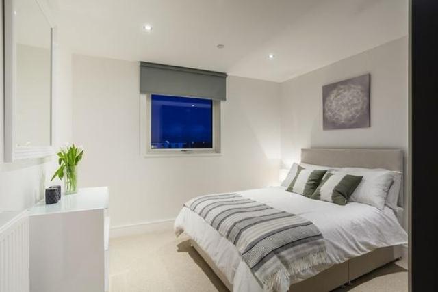  Image of 2 bedroom Flat to rent in Dowells Street London SE10 at New Capital Quay Riverside  Greenwich, SE10 9FQ