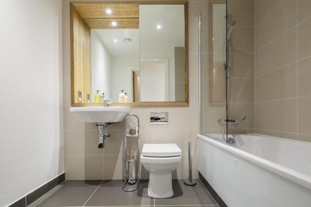  Image of 2 bedroom Flat to rent in Dowells Street London SE10 at New Capital Quay Riverside  Greenwich, SE10 9FQ