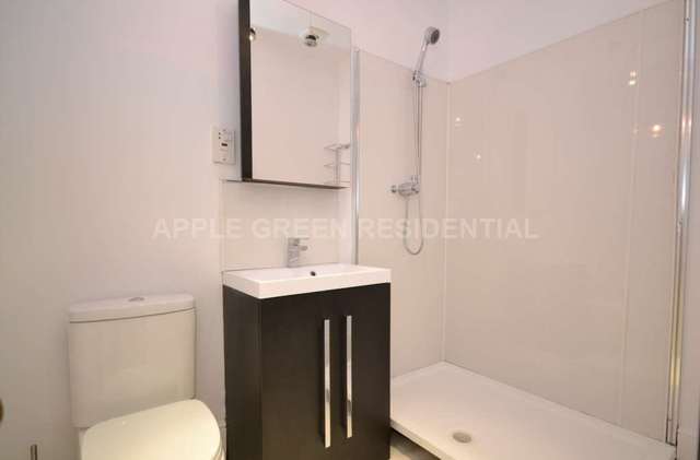  Image of 2 bedroom Flat to rent in Albert Street London NW1 at Camden Town NW1 Camden Town London, NW1 7LX