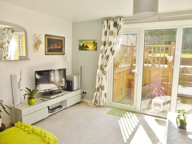  Image of 3 bedroom Terraced house to rent in Aldam Croft Sheffield S17 at Aldam Croft Totley Sheffield, S17 4GF