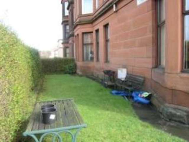  Image of 2 bedroom Flat for sale in Alexandra Parade Dennistoun Glasgow G31 at Glasgow Lanarkshire Springburn, G31 3DB