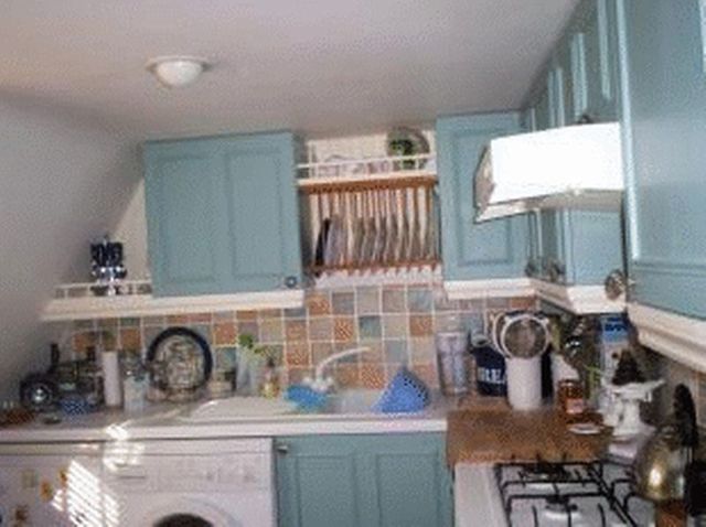  Image of 1 bedroom Flat to rent in High Street Alton GU34 at High Street  Alton, GU34 1AB