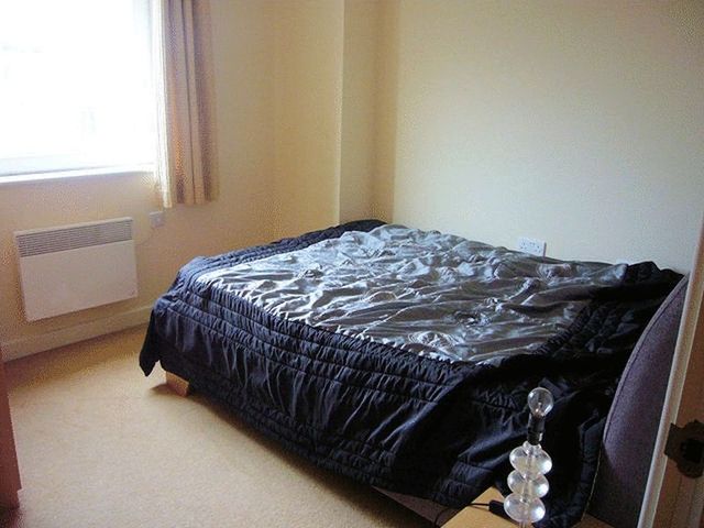  Image of 2 bedroom Flat to rent in Cherry Street Sheffield S2 at 54 Cherry Street  Sheffield, S2 4ST