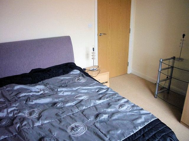  Image of 2 bedroom Flat to rent in Cherry Street Sheffield S2 at 54 Cherry Street  Sheffield, S2 4ST