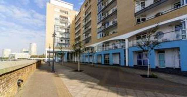  Image of 3 bedroom Flat to rent in Cuba Street London E14 at 42 Cuba Street  London, E14 8NF