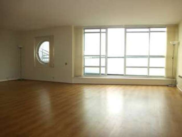  Image of 3 bedroom Flat to rent in Cuba Street London E14 at 42 Cuba Street  London, E14 8NF