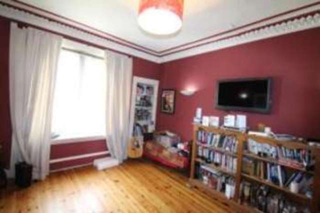  Image of 2 bedroom Flat for sale in Annette Street Glasgow G42 at Glasgow Lanarkshire Pollokshaws, G42 8EQ