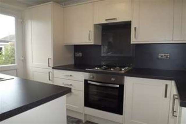  Image of 3 bedroom Detached house to rent in Anson Close Ringwood BH24 at Ringwood, BH24 1XN