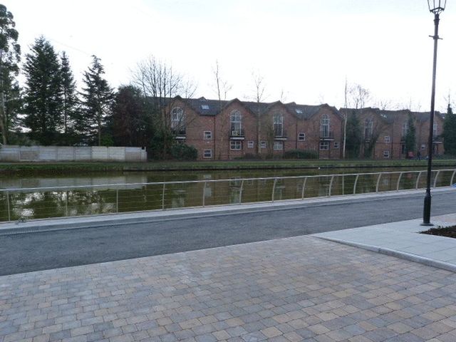  Image of 2 bedroom Flat to rent in Waters Way Worsley Manchester M28 at Waters Way Worsley Manchester, M28 2AG