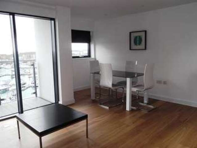  Image of 3 bedroom Apartment to rent in Archers Road Shirley Southampton SO15 at 39 Archers Road Bannister Park Southampton, SO15 2NB