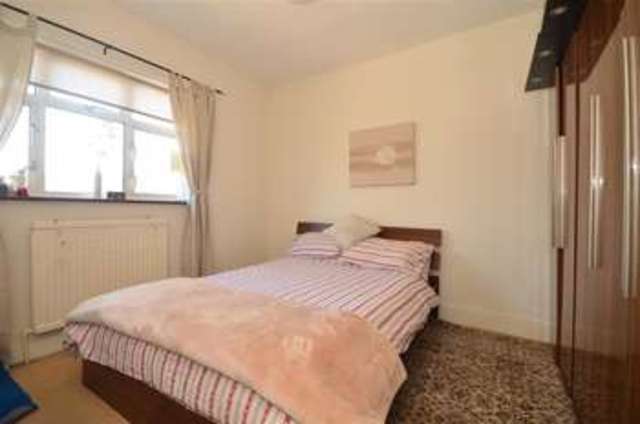  Image of 3 bedroom Terraced house for sale in Ardleigh Road London E17 at Walthamstow London Walthamstow, E17 5BU