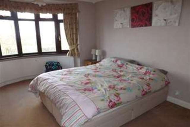  Image of 3 bedroom Detached house to rent in Ashby Road Hinckley LE10 at Hinckley, LE10 1SJ
