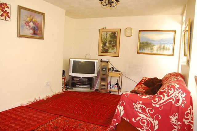  Image of 3 bedroom Flat for sale in Ashley Down Road Horfield Bristol BS7 at Down View Ashley Down Road Bristol, BS7 9BP