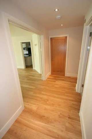  Image of 2 bedroom Apartment to rent in Ashley Road Hale Altrincham WA15 at ALTRINCHAM, WA15 9SN