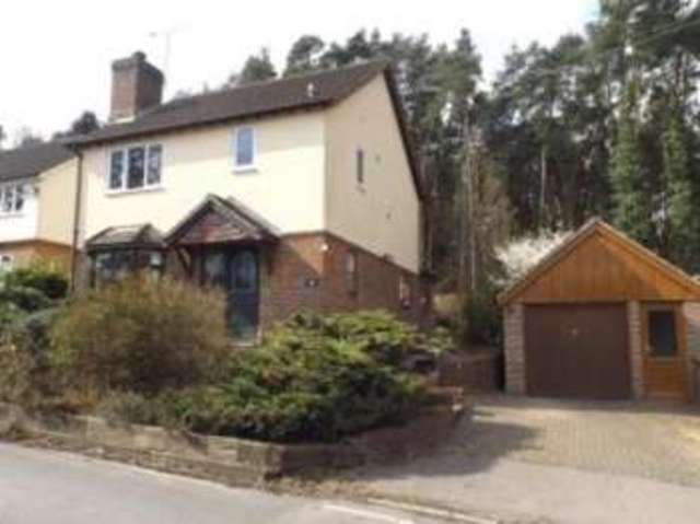  Image of 4 bedroom Detached house for sale in Saunders Lane Awbridge Romsey SO51 at Awbridge Romsey Kent