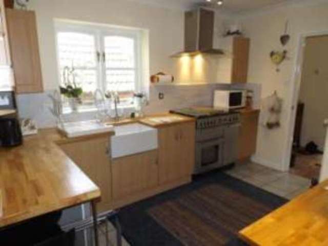  Image of 4 bedroom Detached house for sale in Saunders Lane Awbridge Romsey SO51 at Awbridge Romsey Kent