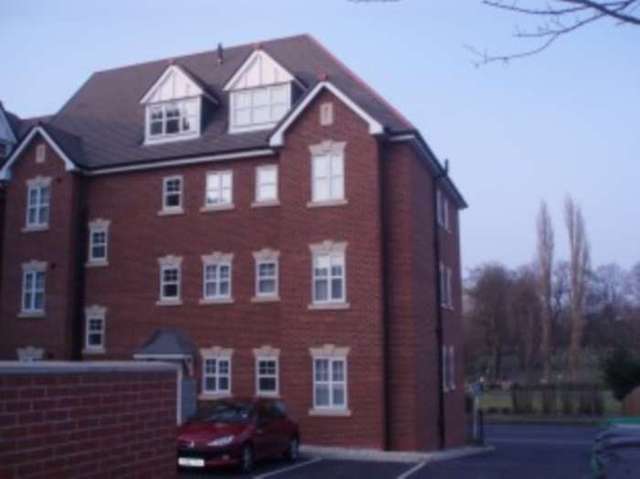  Image of 2 bedroom Apartment to rent in Badger Avenue Crewe CW1 at Badger Avenue  Crewe, CW1 3DZ