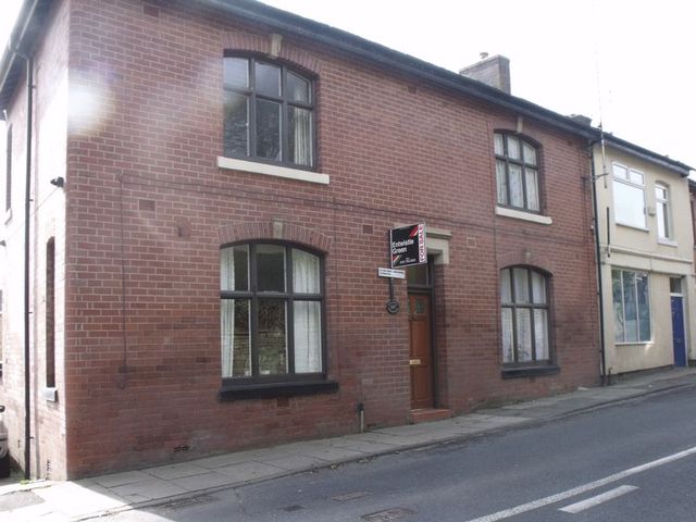  Image of 3 bedroom Terraced house for sale in Bamford Road Heywood OL10 at Bamford Road  Heywood, OL10 4AG