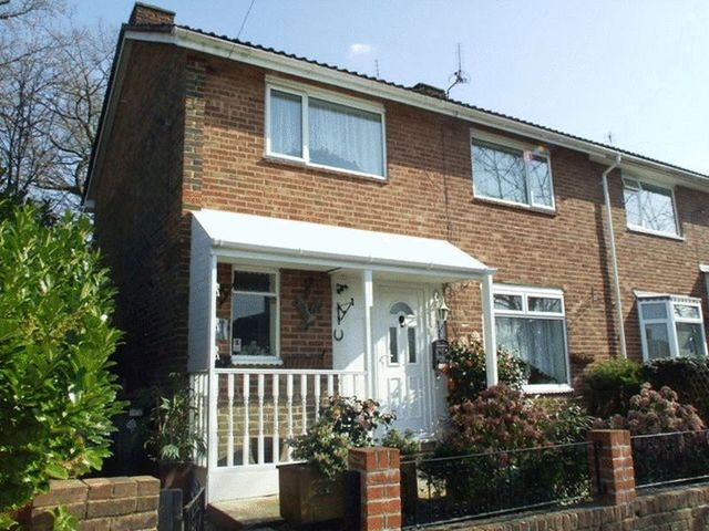  Image of 3 bedroom Semi-Detached house for sale in Banks Road Crawley RH10 at Banks Road Pound Hill CRAWLEY, RH10 7BT