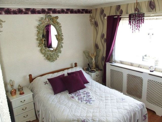  Image of 3 bedroom Semi-Detached house for sale in Banks Road Crawley RH10 at Banks Road Pound Hill CRAWLEY, RH10 7BT