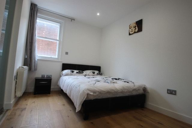  Image of 1 bedroom Flat to rent in Banner Street London EC1Y at Banner Street  London, EC1Y 8PX