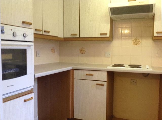  Image of 1 bedroom Retirement Property for sale in Station Road West Canterbury CT2 at Station Road West  Canterbury, CT2 7JZ
