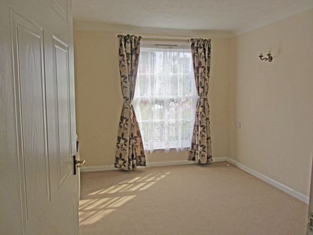  Image of 1 bedroom Retirement Property for sale in Station Road West Canterbury CT2 at Station Road West  Canterbury, CT2 7JZ