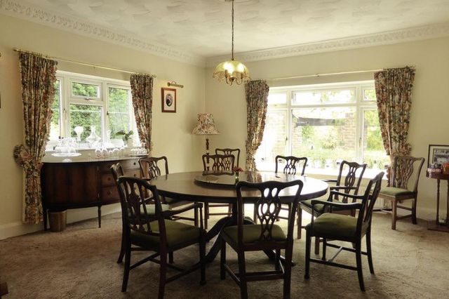  Image of 3 bedroom Detached house for sale in Barton Road Wisbech PE13 at Barton Road  Wisbech, PE13 4TL