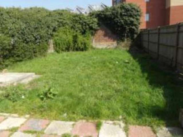  Image of 2 bedroom Bungalow for sale in Tennyson Drive Pitsea Basildon SS13 at Pitsea Essex Pitsea, SS13 3BT