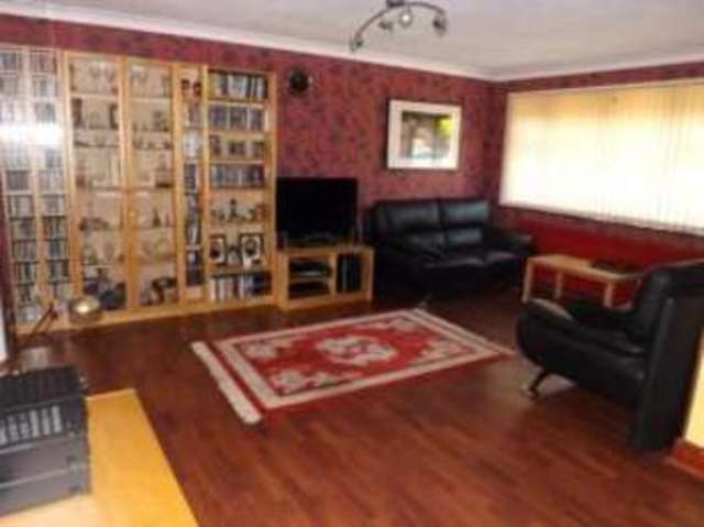  Image of 4 bedroom Detached house for sale in Norfolk Close Laindon Basildon SS15 at Basildon Essex Laindon, SS15 6QR