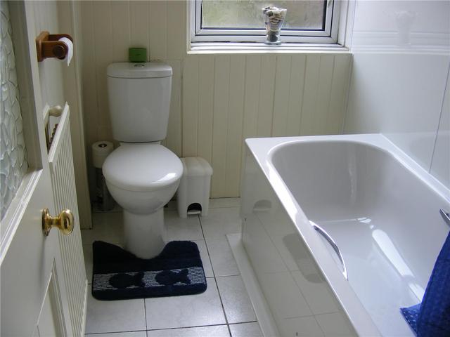  Image of 1 bedroom Flat to rent in Battlefield Gardens Glasgow G42 at Battlefield Glasgow Glasgow, G42 9JP