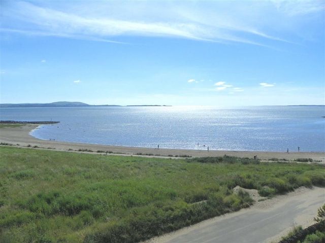  Image of 2 bedroom Flat for sale in Bwlchygwynt Llanelli SA15 at Bayview Llanelli Llanelli, SA15 2AJ