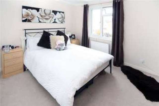  Image of 2 bedroom Terraced house for sale in Beacon Way Littlehampton BN17 at Littlehampton Toddington, BN17 6QS