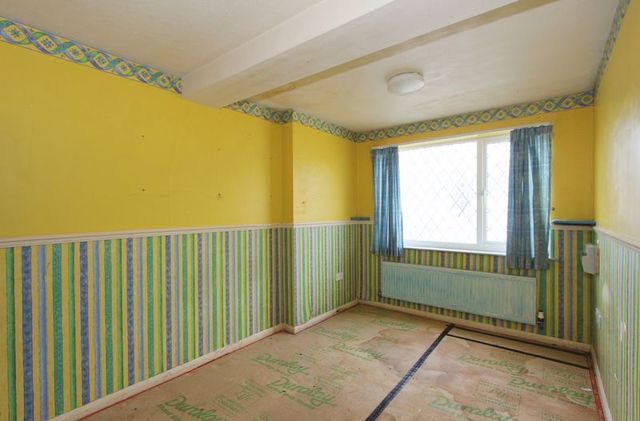  Image of 3 bedroom Semi-Detached house for sale in Beaumont Avenue Ashby-De-La-Zouch LE65 at Beaumont Avenue  Ashby-De-La-Zouch, LE65 2NF