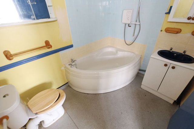  Image of 3 bedroom Semi-Detached house for sale in Beaumont Avenue Ashby-De-La-Zouch LE65 at Beaumont Avenue  Ashby-De-La-Zouch, LE65 2NF