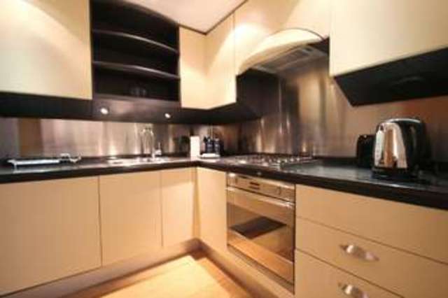  Image of 2 bedroom Apartment to rent in Westferry Circus London E14 at Westferry Road  London, E14 8RL