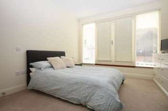  Image of 2 bedroom Apartment to rent in Bell Street Henley-on-Thames RG9 at Henley-On-Thames, RG9 2BA