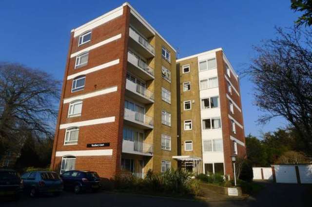  Image of 2 bedroom Flat to rent in Belsize Road Worthing BN11 at Belsize Road  Worthing, BN11 4RQ