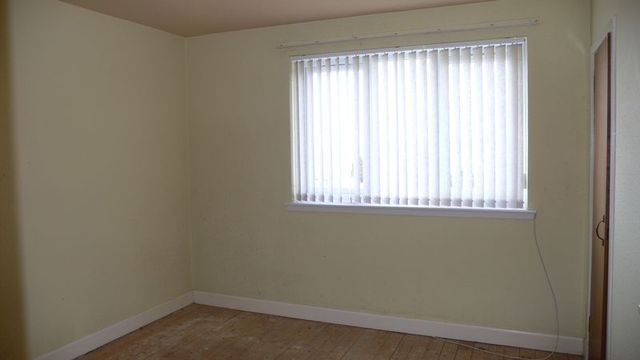  Image of 3 bedroom Semi-Detached house for sale in Bennochy Road Kirkcaldy KY2 at Bennochy Road  Kirkcaldy, KY2 5TS