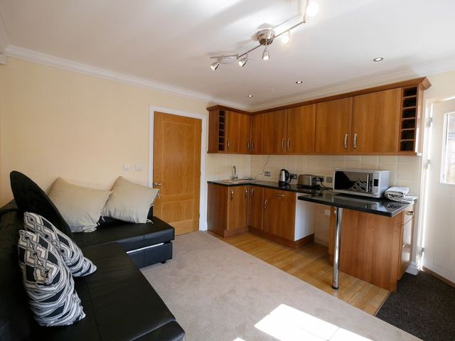  Image of 1 bedroom Flat to rent in Churchfield Lane Benson Wallingford OX10 at 12 Churchfield Lane  Benson, OX10 6SH