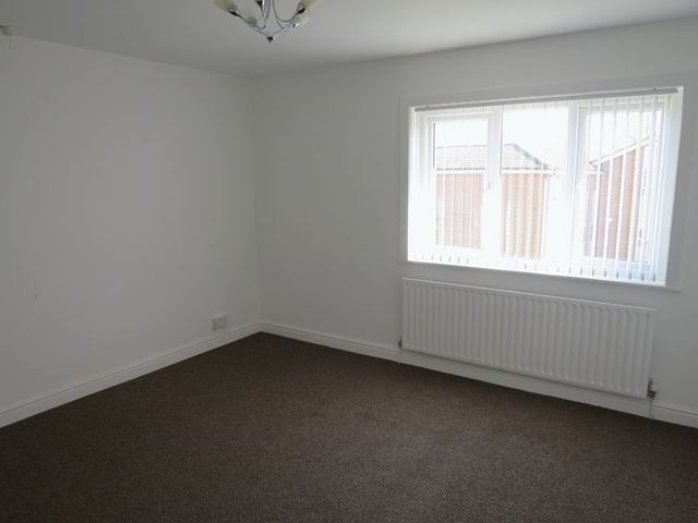  Image of 2 bedroom Terraced house to rent in Birch Street Morley Leeds LS27 at Birch Street Morley Leeds, LS27 0HA